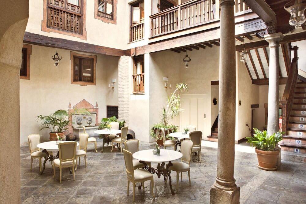 La antigua Granada de la encantadora Casa 1800.